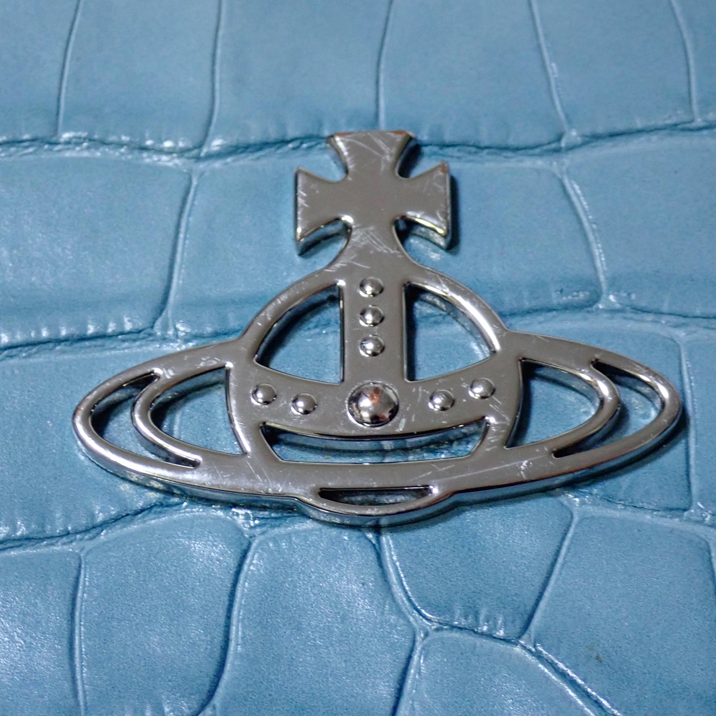 Vivienne Westwood ヴィヴィアンウエストウッド ハート LOUISE HEART CROSSBODY 型押し ブルー レディース ショルダーバッグ