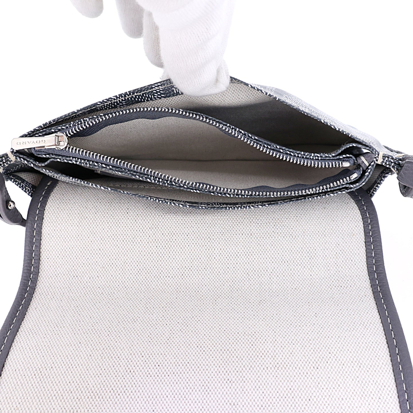 GOYARD ゴヤール  プリュメ ポーチ ウォレット  PLUMETPMLTY51CL51P  販売証明書あり  グレー  レディース ショルダーバッグ