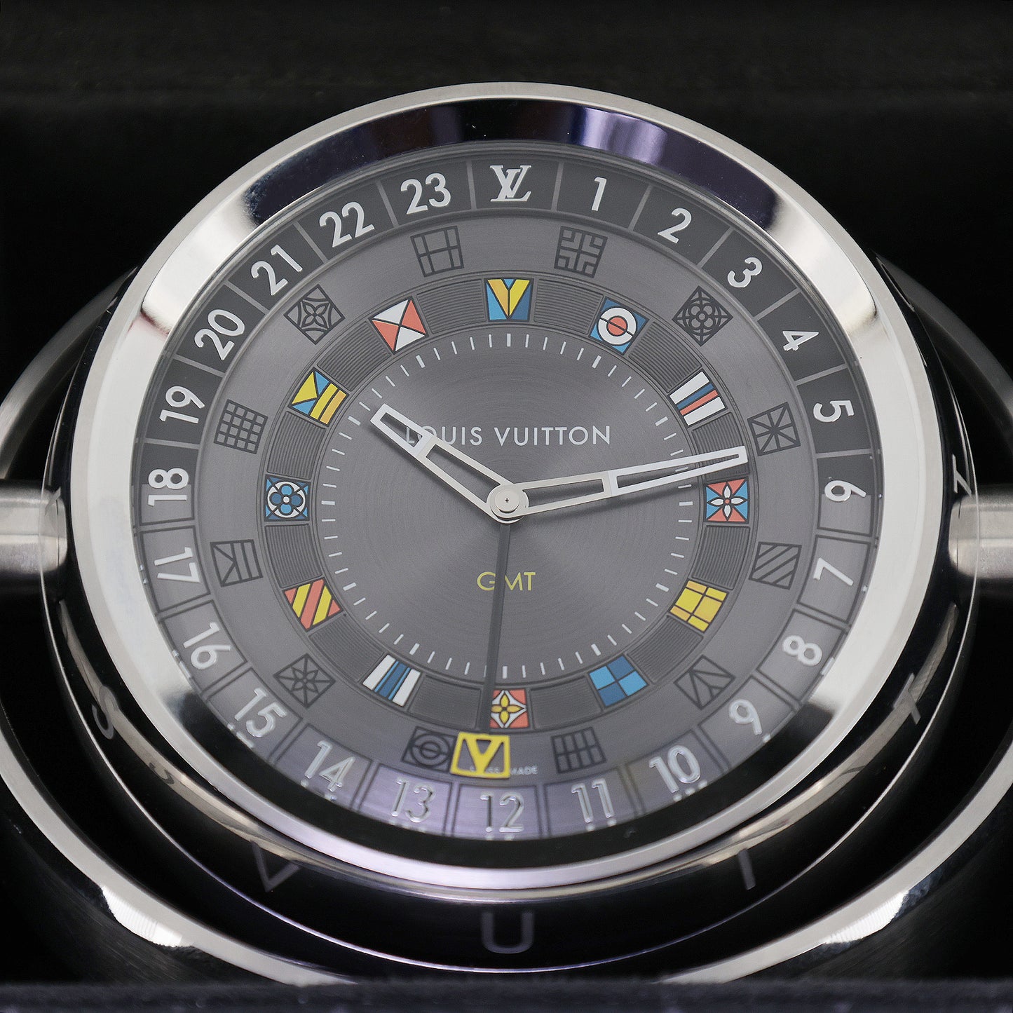 LOUIS VUITTON ルイ・ヴィトン  タンブール デュアルタイム テーブルクロック トランク  Q1Q030  グレー  メンズ 置時計
LV