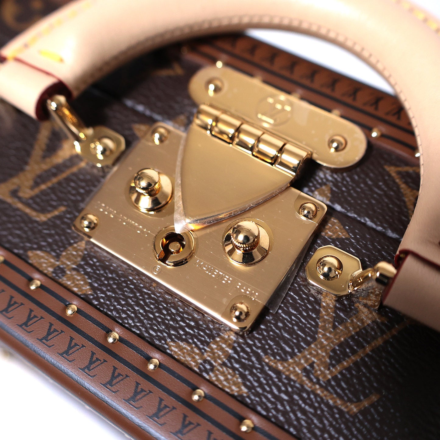 未使用 保管品 LOUIS VUITTON ルイ・ヴィトン プティット ヴァリーズ モノグラム M20468 ブラウン レディース ショルダーバッグ
LV