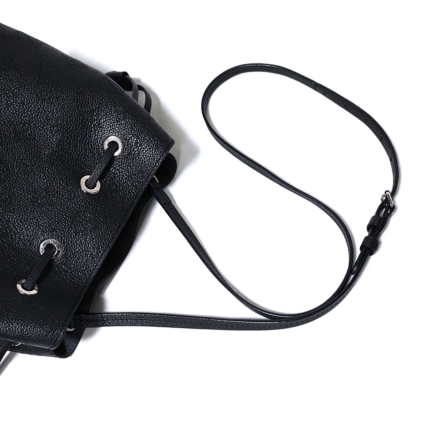 SALE LOUIS VUITTON ルイ・ヴィトン ベラ モノグラム マヒナ M57070 ブラック レディース ショルダーバッグ
LV