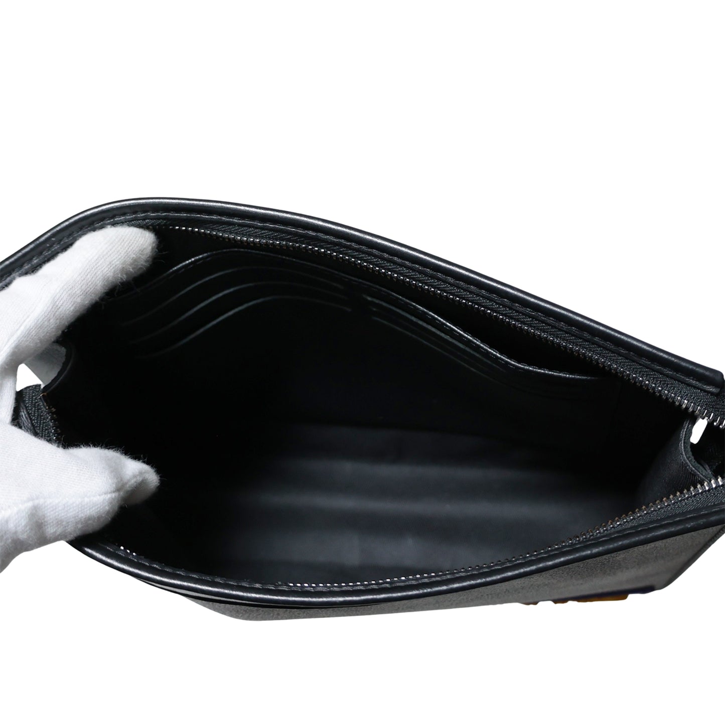 LOUIS VUITTON ルイ・ヴィトン ポシェットヴォワヤージュ MM M80792 モノグラム ブラウン メンズ セカンドバッグ
LV