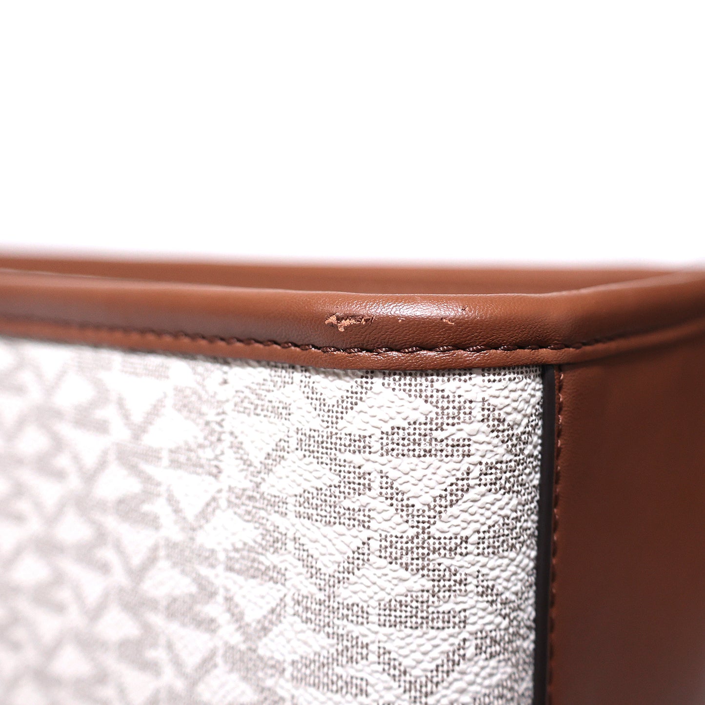 MICHAEL KORS マイケルコース  MKシグネチャー ショッパー ブラウン ホワイト系  クロシェット付  ブラウン  レディース トートバッグ