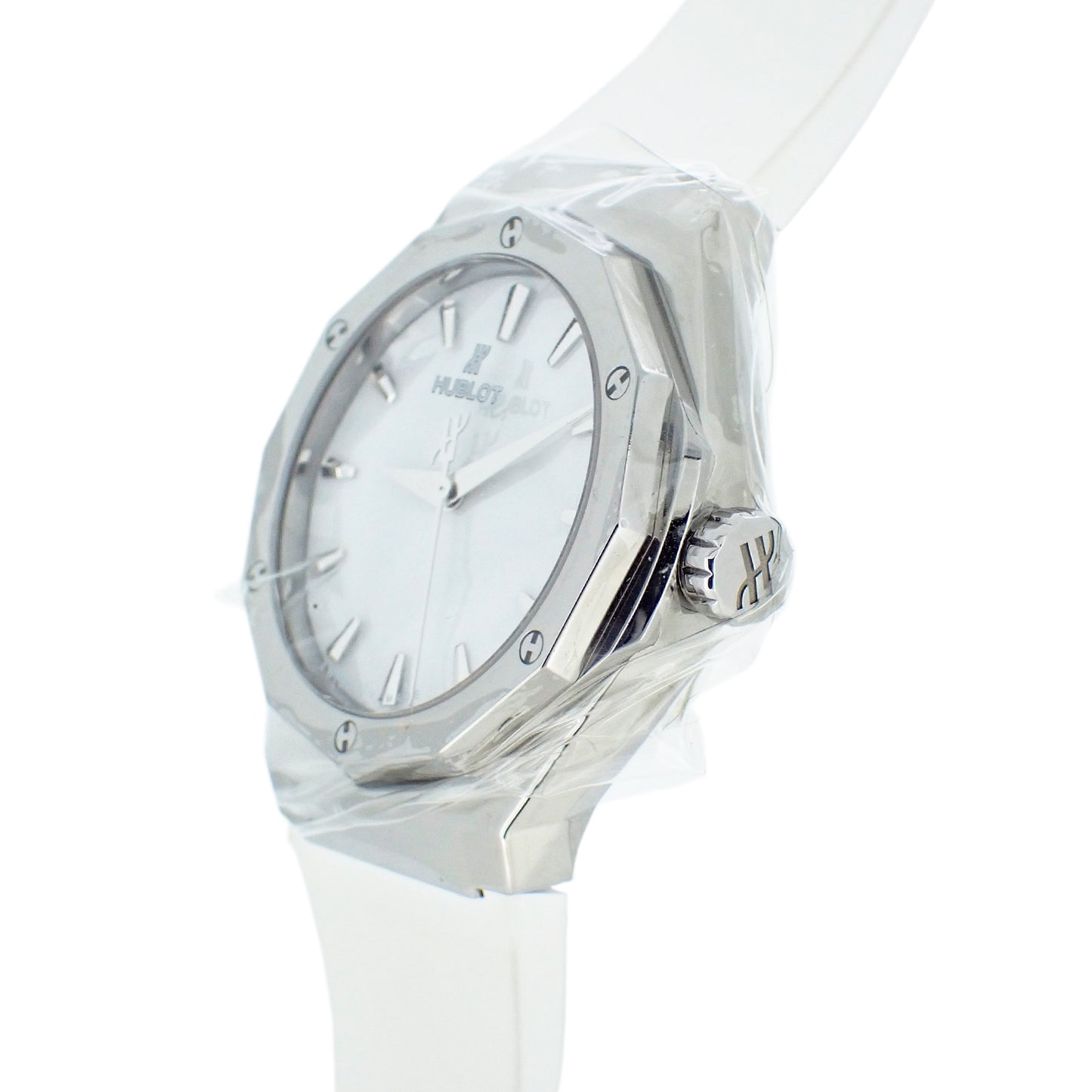 未使用 保管品 HUBLOT ウブロ クラシックフュージョン オーリンスキー チタニウム ホワイト 550.NS.2200.RW.ORL20 メンズ 腕時計