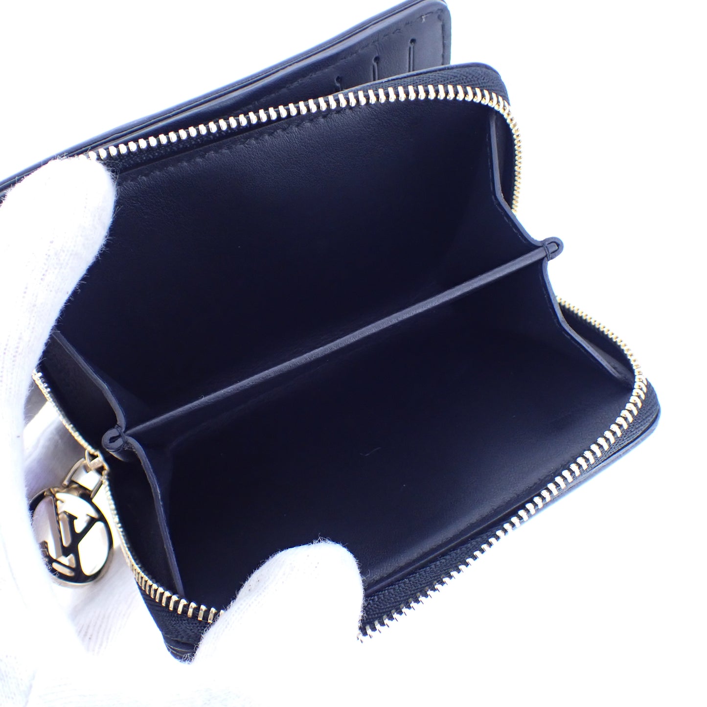 LOUIS VUITTON ルイ・ヴィトン ポルトフィオユルー M12378 ミディアムウォレット ブラック レディース 二つ折り財布
LV