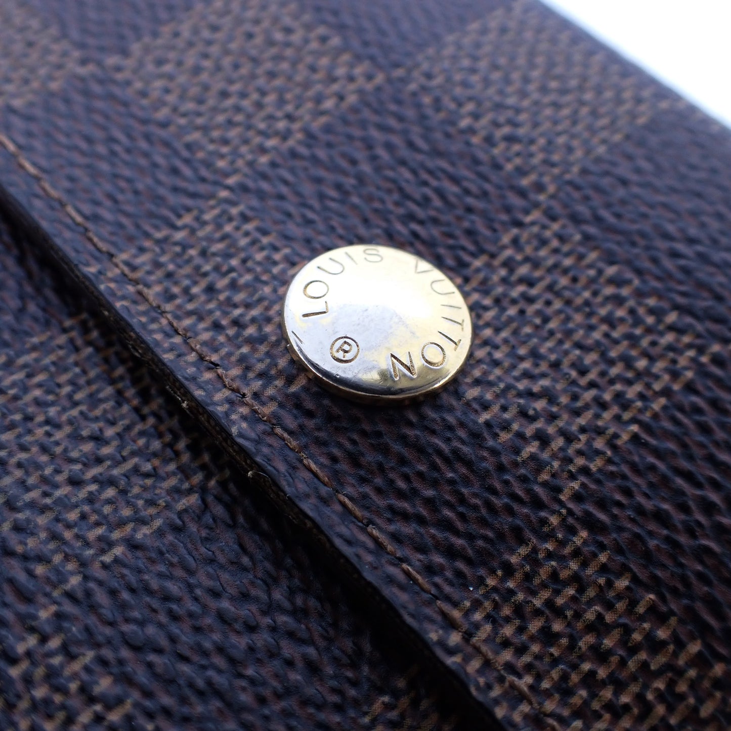 LOUIS VUITTON ルイ・ヴィトン モノグラム ポルトフォイユ アレクサンドラ M60047 ブラウン レディース 三つ折り財布
LV