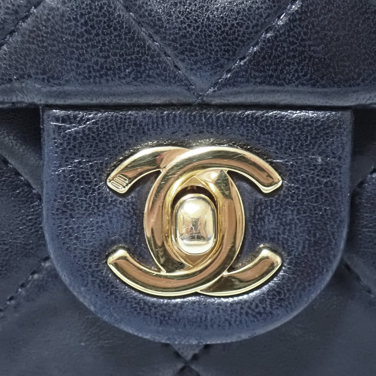 CHANEL シャネル ミニマトラッセ シングルチェーン シングルフラップ ゴールド 保あり ブラック レディース ショルダーバッグ