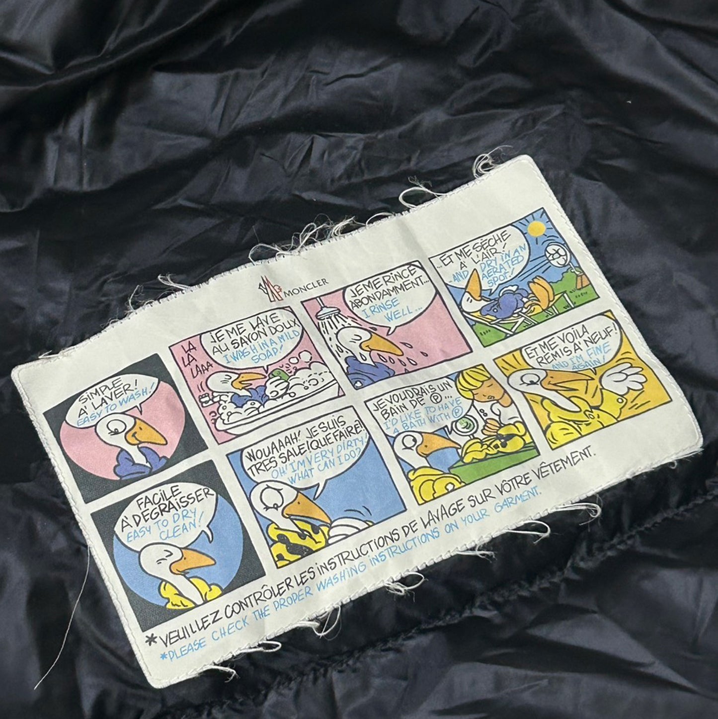 MONCLER モンクレール ダウンジャケット ケープ ブラック レディース ポンチョ