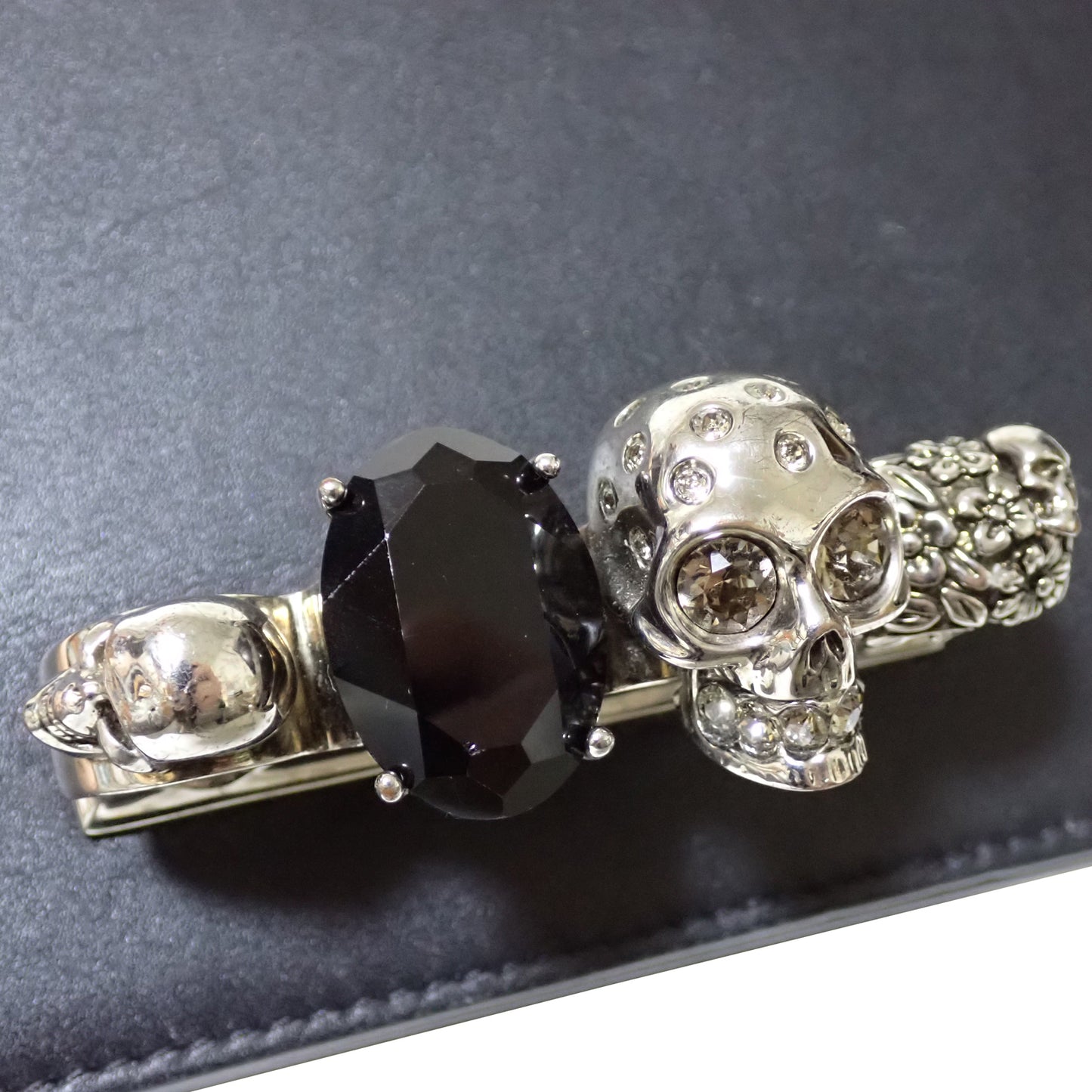 Alexander McQueen アレキサンダーマックイーン ジュエルド サッチェル スカル メリケンサック ブラック レディース ショルダーバッグ