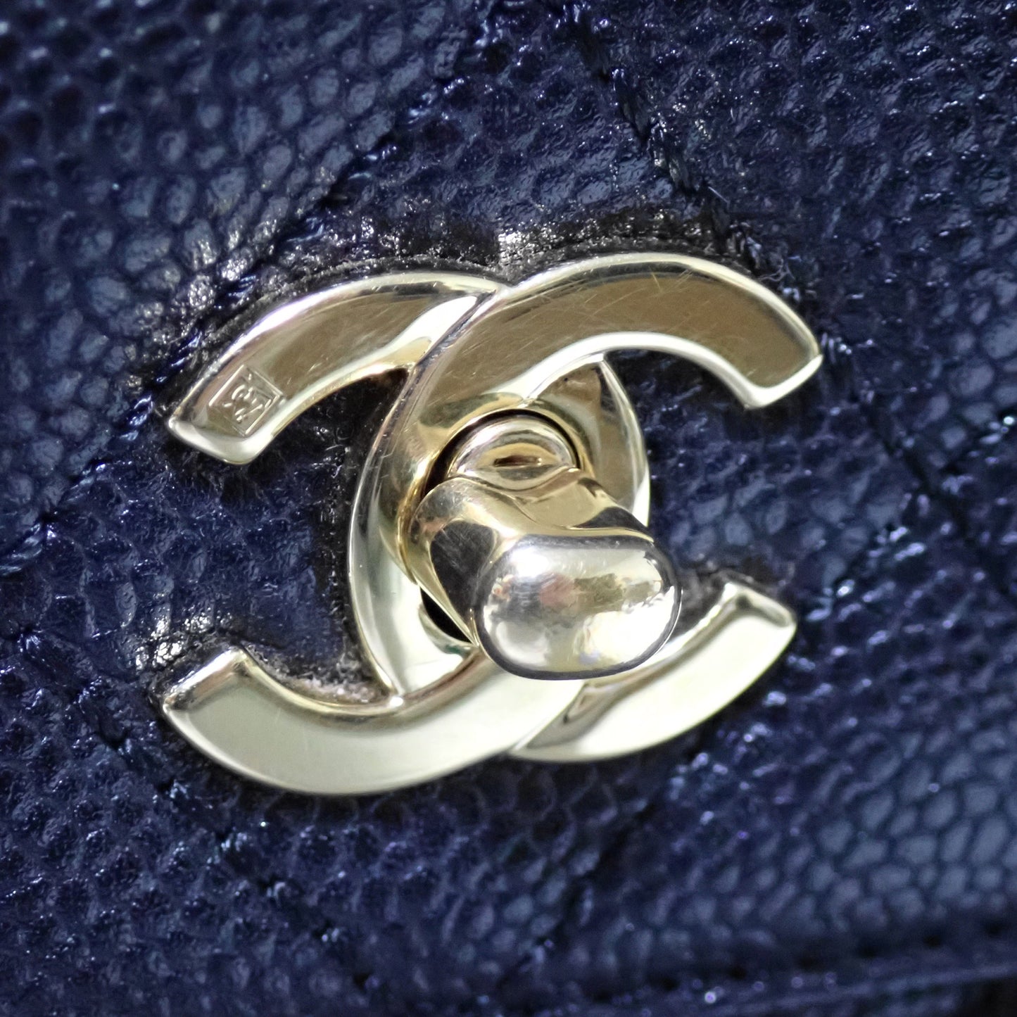 CHANEL シャネル マトラッセ トップハンドル キャビアスキン A12397 ブラック レディース ハンドバッグ