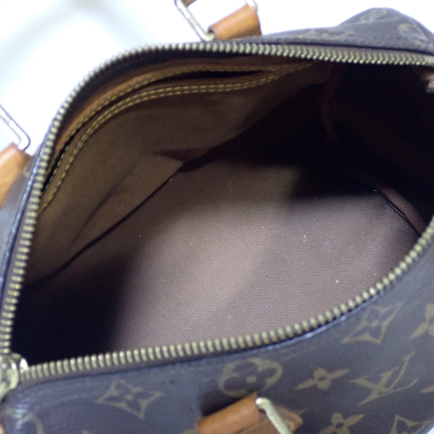 LOUIS VUITTON ルイ・ヴィトン スピーディ25 モノグラム M41528 ブラウン レディース ハンドバッグ
LV