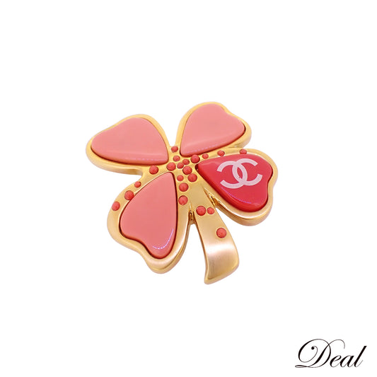 CHANEL シャネル クローバー ココ サーモンピンク ピンク レディース ブローチ