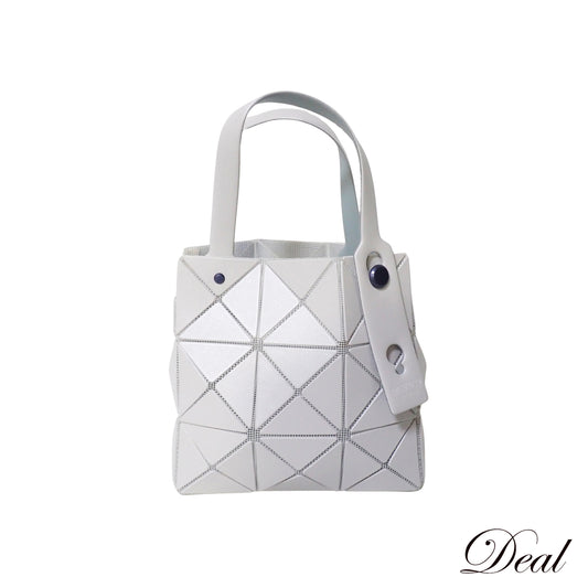 ISSEY MIYAKE イッセイミヤケ バオバオ カラット CARAT BB83-AG043 ライトグレー グレー レディース ハンドバッグ