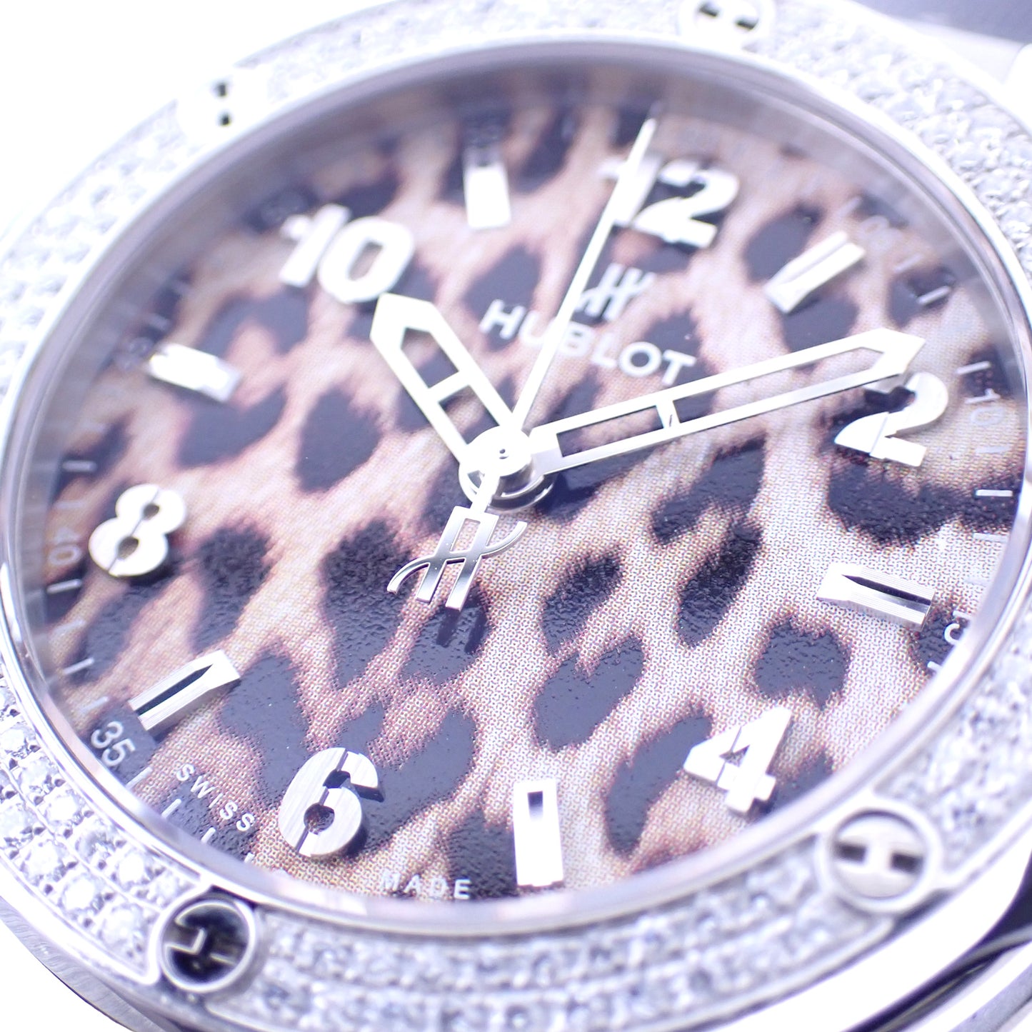 日本限定 HUBLOT ウブロ ビッグバン レオパード ダイヤ 361.SX.7710.NR.1104.JLE14 レディース 腕時計
