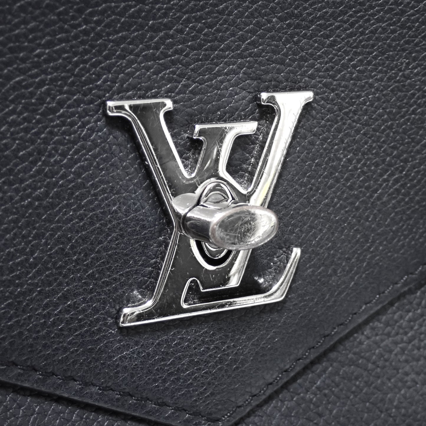 LOUIS VUITTON ルイ・ヴィトン マイロックミーBB ノワール チェーン M51418 2way ブラック レディース ショルダーバッグ
LV