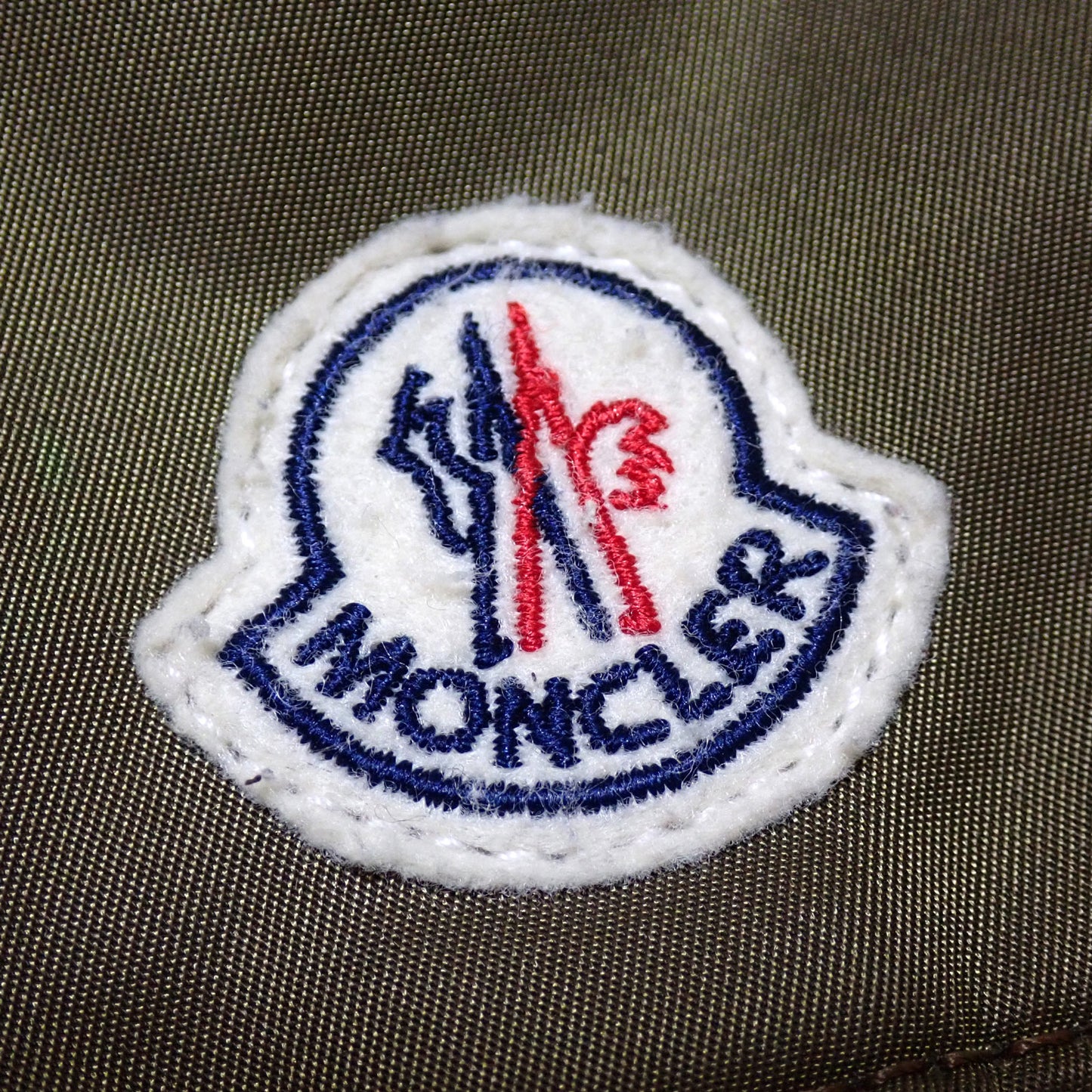 MONCLER モンクレール ドーフィンラージ バッグパック ナイロン F109B5A70000-02SA9-999 カーキ レディース リュック・デイパック