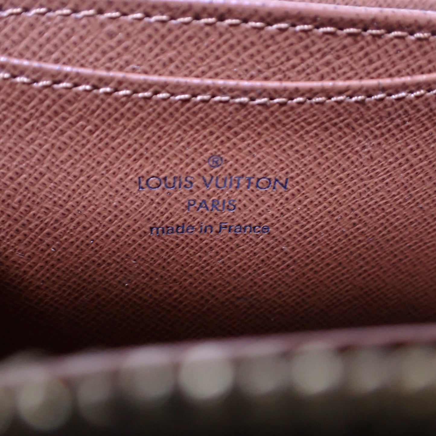 LOUIS VUITTON 루이 비통 지피 코인 퍼스 M60067 모노그램 브라운 여성 카드 케이스
LV
