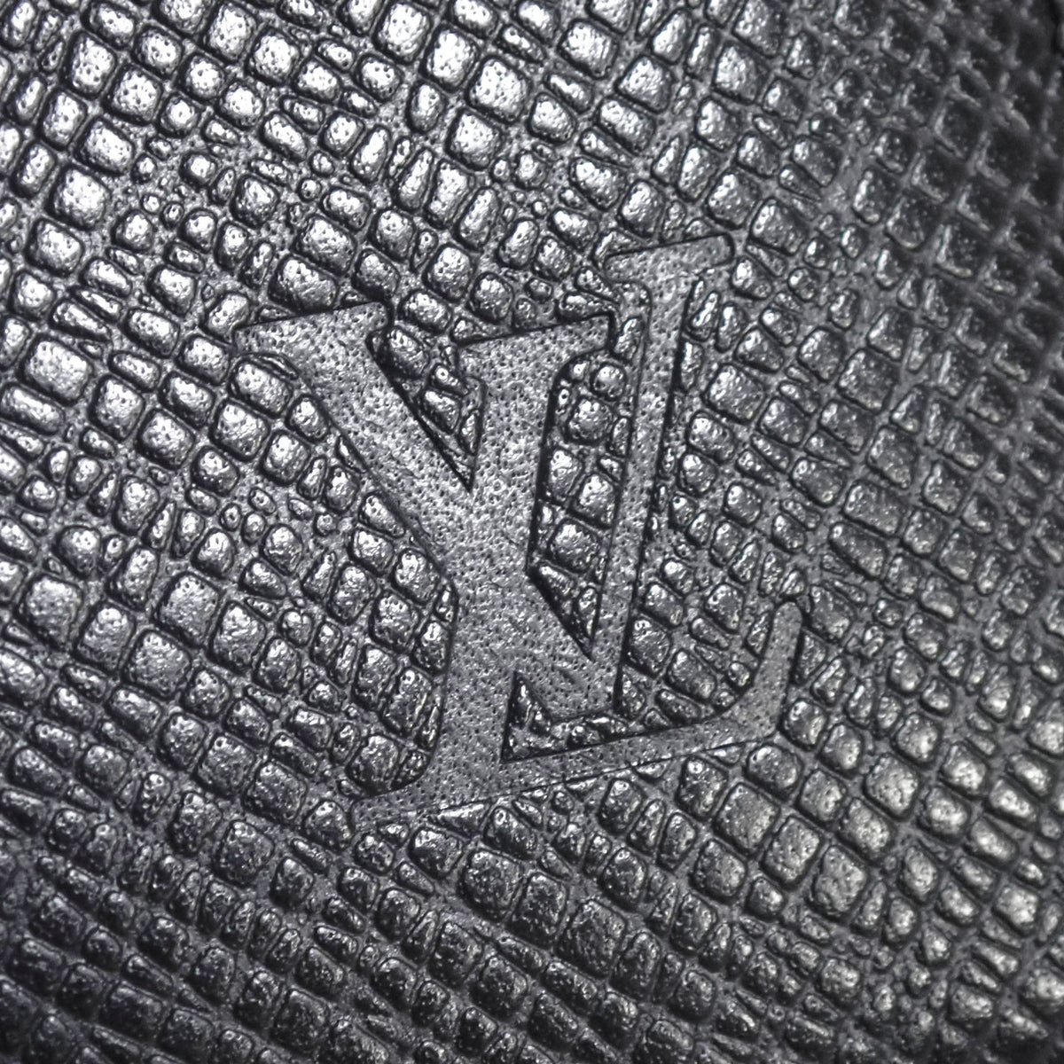 LOUIS VUITTON ルイ・ヴィトン ポルト バルール カルト クレディ M30392 タイガ ノワール 札入れ ブラック メンズ 長財布
LV
