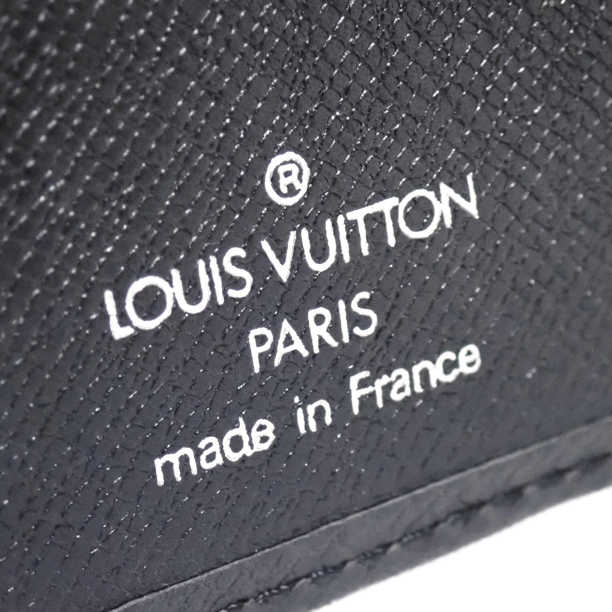 LOUIS VUITTON ルイ・ヴィトン ポルト バルール カルト クレディ M30392 タイガ ノワール 札入れ ブラック メンズ 長財布
LV