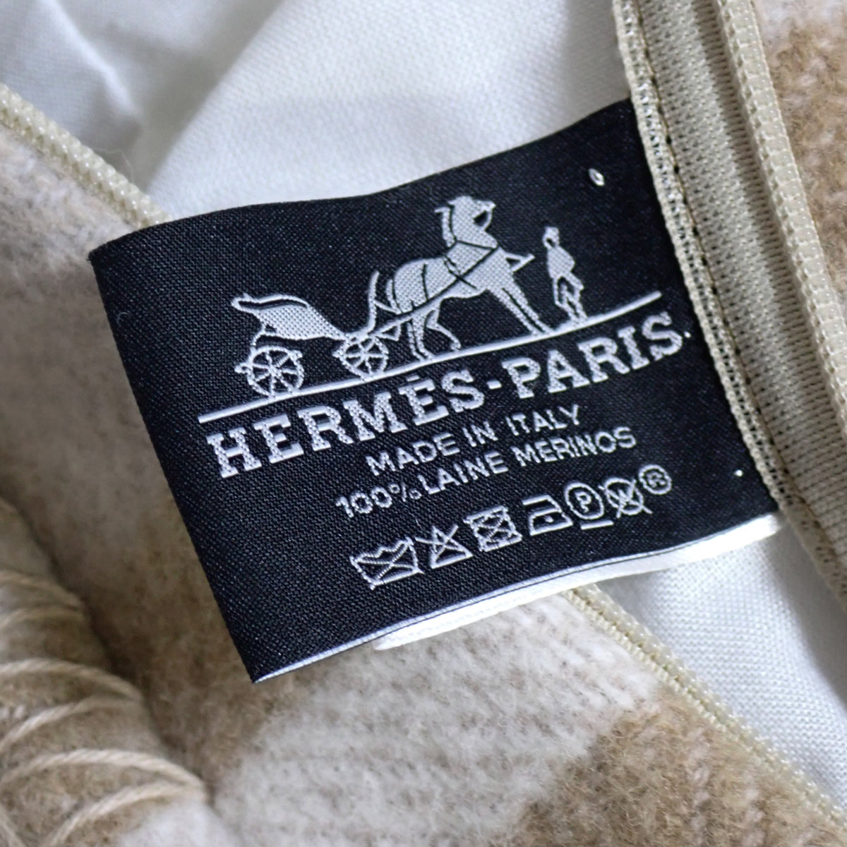HERMES エルメス イターク シャモワ ベージュ H103864M 06 ベージュ メンズ クッション
